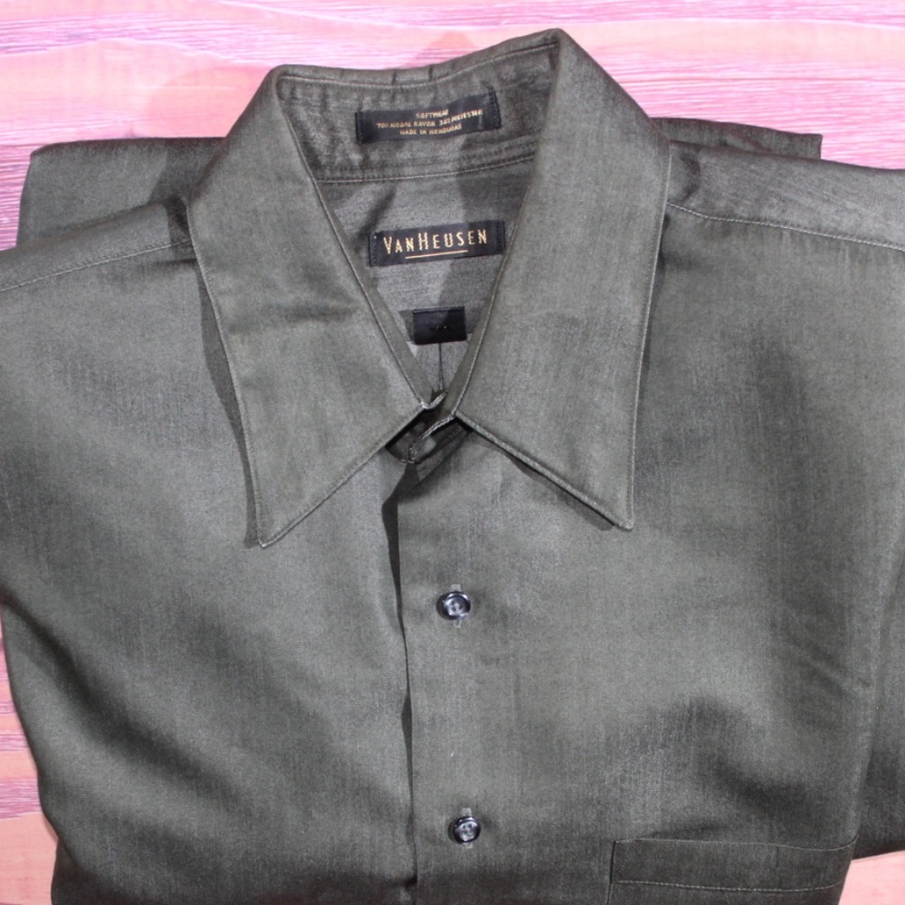 Dark Green Van Heusen Dress Shirt